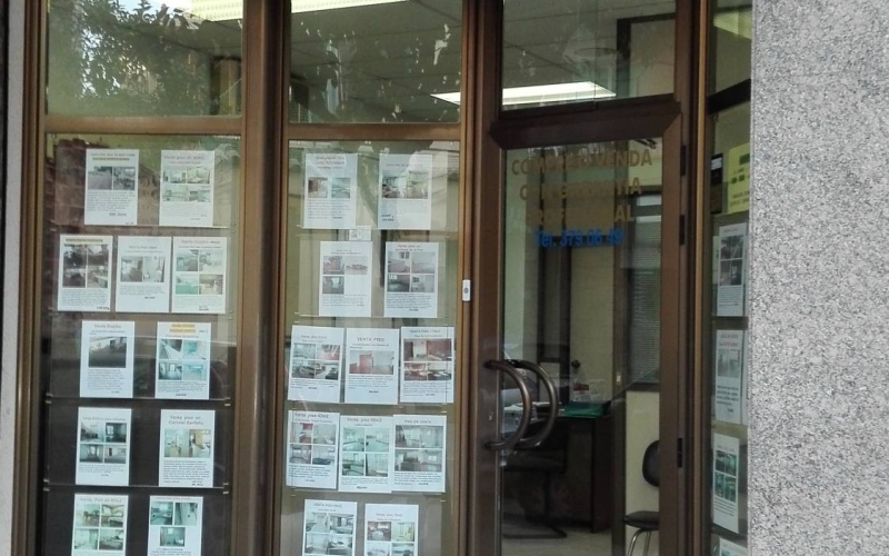 Venta de pisos, parking y locales 